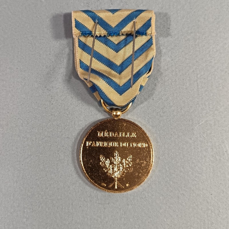 FRANCE MEDAILLE DE RECONNAISSANCE DE LA NATION MEDAILLE D'AFRIQUE DU NORD NEUVE EN BOITE MONNAIE DE PARIS
